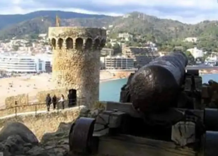 Chalana I, Cala Salions, Tossa De Mar خيرونا
