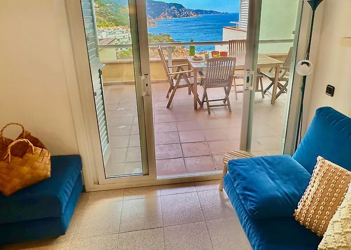 Chalana I, Cala Salions, Tossa De Mar شقة
