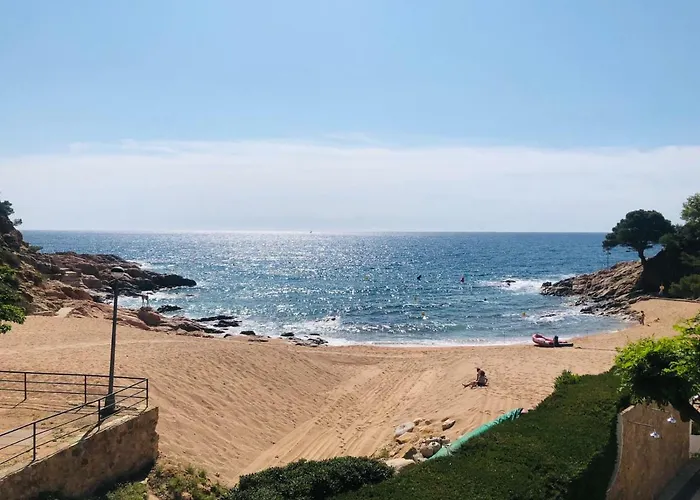 Chalana I, Cala Salions, Tossa De Mar شقة خيرونا